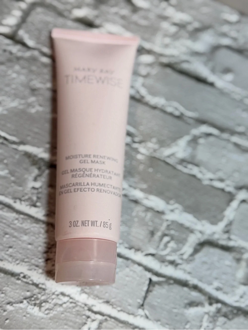 Mary Kay TimeWise Moisture Renewing Gel Mask - Light Pink Tube